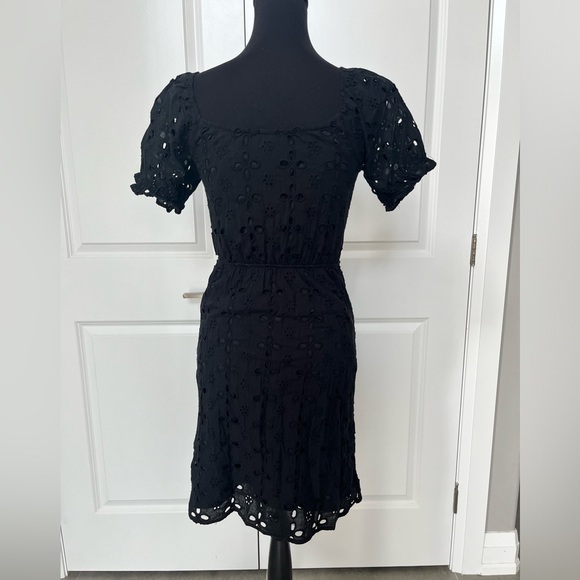 Black eyelet lace dress by Monteau size small item 08-06 - Picture 6 of 10
